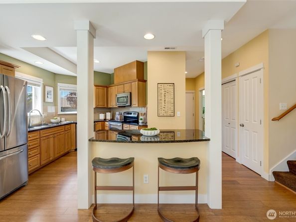 10700 SE 260th Street E 104, Kent WA 98030