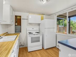13202 Bitter Place N, Seattle WA 98133
