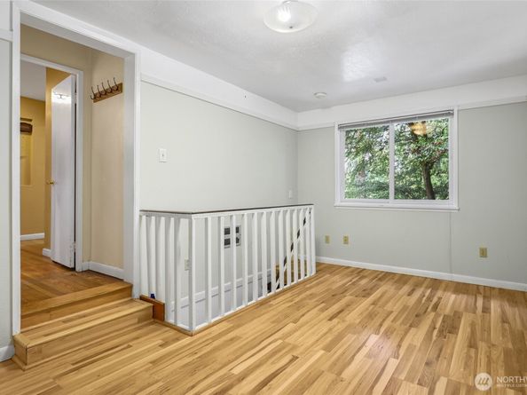 13202 Bitter Place N, Seattle WA 98133
