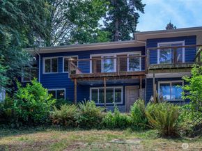 13202 Bitter Place N, Seattle WA 98133