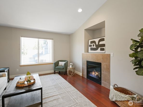 7166 E Fillmore Street, Port Orchard WA 98366
