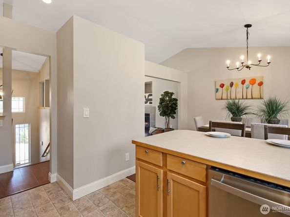7166 E Fillmore Street, Port Orchard WA 98366