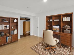 5039 31st Avenue S, Seattle WA 98108