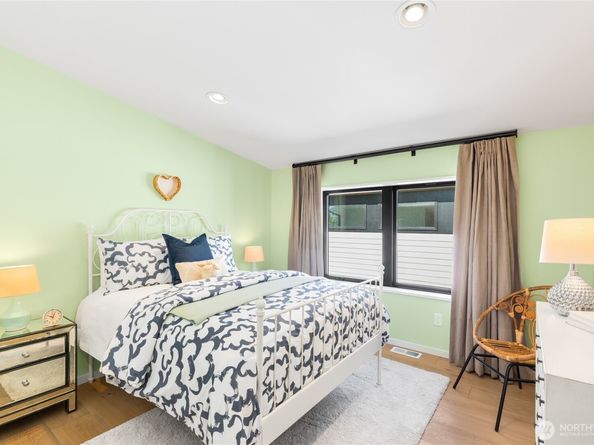 10335 14th Avenue NW, Seattle WA 98177