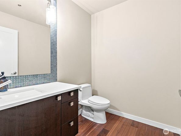 10000 Main Street 504, Bellevue WA 98004