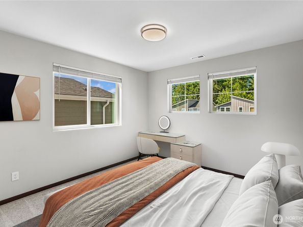5167 SOPHIE Street, Bremerton WA 98312