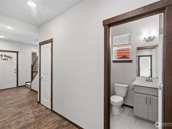 5167 SOPHIE Street, Bremerton WA 98312