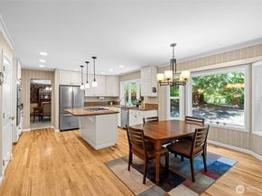 19710 222nd Avenue NE, Woodinville WA 98077