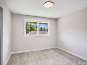 2039 S 232nd Place, Des Moines WA 98198