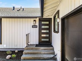 2039 S 232nd Place, Des Moines WA 98198