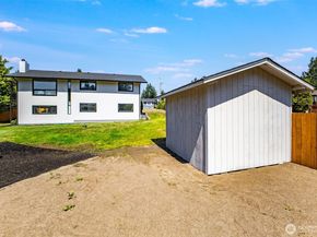 2039 S 232nd Place, Des Moines WA 98198