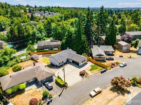 2039 S 232nd Place, Des Moines WA 98198