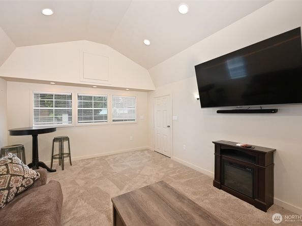 9830 220th Place SE, Snohomish WA 98296