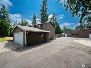 9830 220th Place SE, Snohomish WA 98296