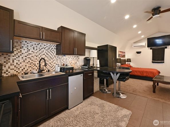 9830 220th Place SE, Snohomish WA 98296