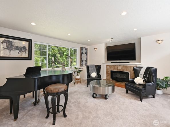 9830 220th Place SE, Snohomish WA 98296