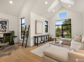 3832 32nd Avenue W, Seattle WA 98199