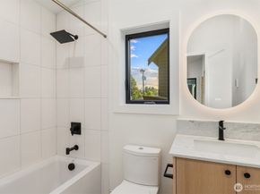 3832 32nd Avenue W, Seattle WA 98199