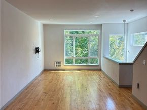 10361 Ashworth Avenue N, Seattle WA 98133
