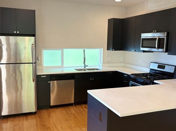 10361 Ashworth Avenue N, Seattle WA 98133