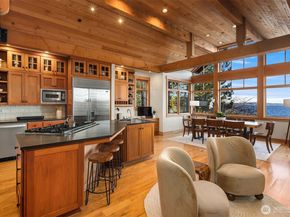 7010 N Mercer Way, Mercer Island WA 98040