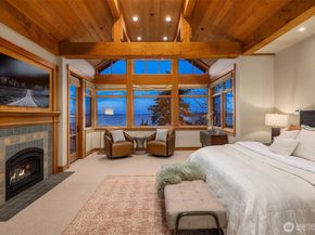 7010 N Mercer Way, Mercer Island WA 98040
