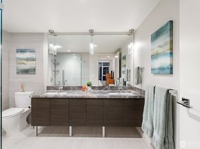 588 Bell Street 1502, Seattle WA 98121