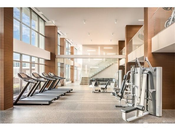 588 Bell Street 1502, Seattle WA 98121