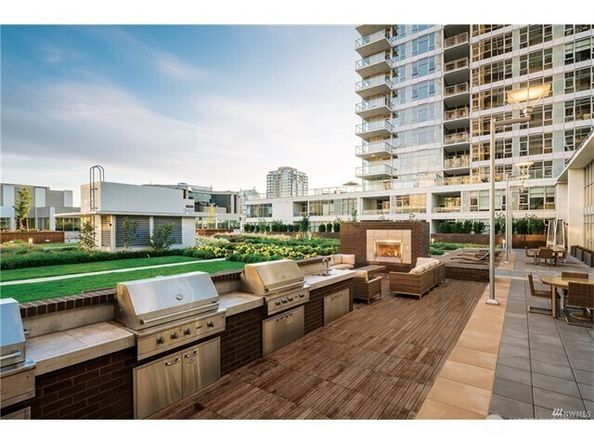 588 Bell Street 1502, Seattle WA 98121