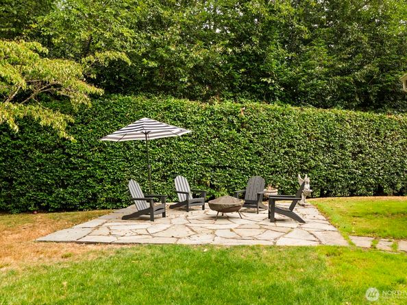 13513 227th Avenue NE, Woodinville WA 98077