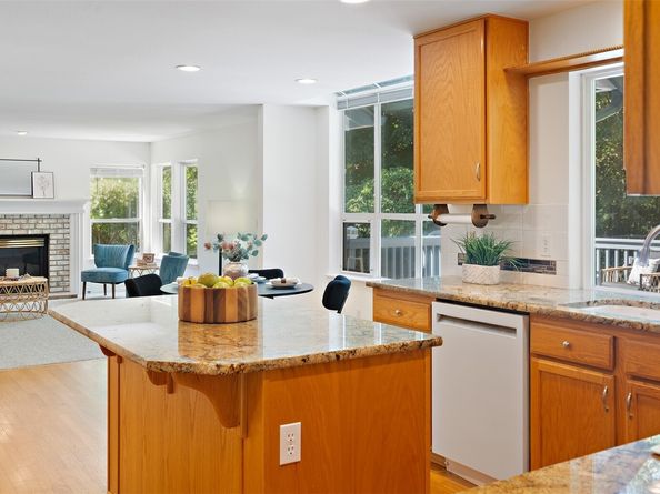 14543 Kingscross Circle NW, Silverdale WA 98383