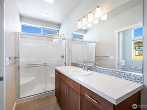 336 CHELAN Avenue NE, Renton WA 98059
