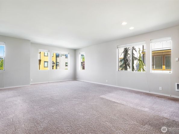 336 CHELAN Avenue NE, Renton WA 98059