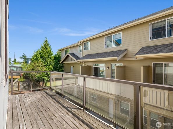 336 CHELAN Avenue NE, Renton WA 98059