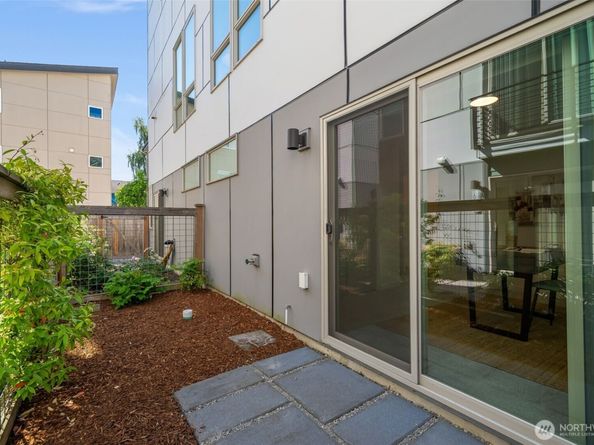 630 NW 85th Street Unit A, Seattle WA 98117