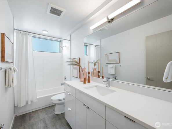 630 NW 85th Street Unit A, Seattle WA 98117