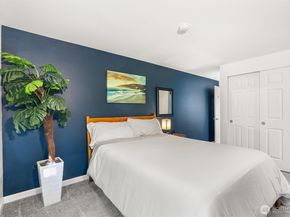12618 100th Ln Ne J146, Kirkland WA 98034