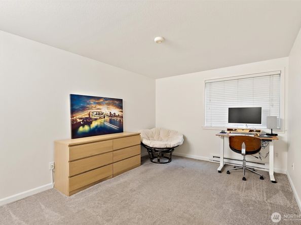 12618 100th Ln Ne J146, Kirkland WA 98034