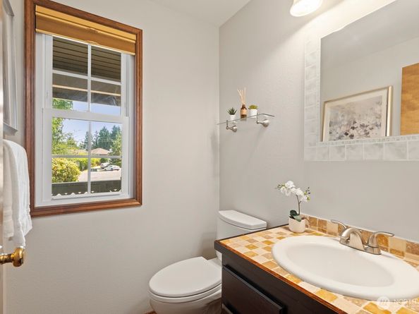 14012 NE 86th Court, Redmond WA 98052