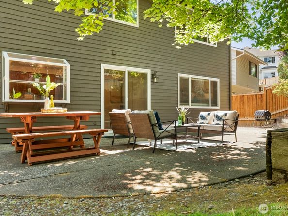 14012 NE 86th Court, Redmond WA 98052