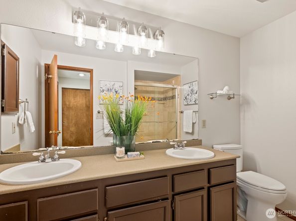 14012 NE 86th Court, Redmond WA 98052