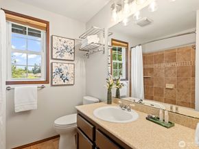 14012 NE 86th Court, Redmond WA 98052