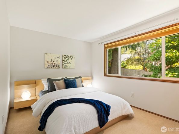 14012 NE 86th Court, Redmond WA 98052