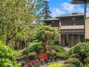 9632 Lake Washington Boulevard NE, Bellevue WA 98004