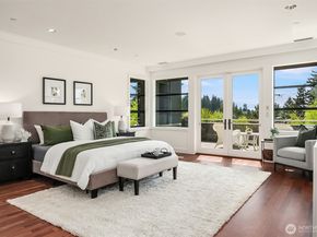 9632 Lake Washington Boulevard NE, Bellevue WA 98004
