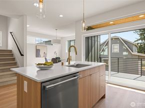 6730 21st Avenue SW, Seattle WA 98106