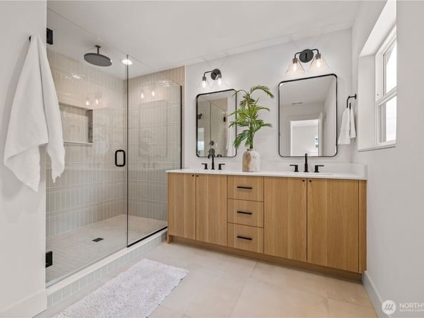 6730 21st Avenue SW, Seattle WA 98106