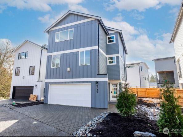 6730 21st Avenue SW, Seattle WA 98106