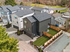 6730 21st Avenue SW, Seattle WA 98106