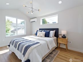 6918 Flora Avenue S, Seattle WA 98108